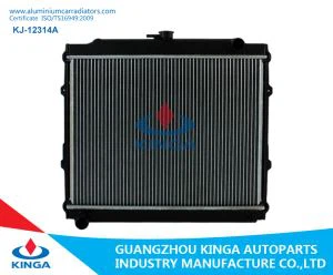 TOYOTA HILUX YN5 # 6 # 10 # '84-88 del radiatore sostituzione 16.400-35.350 71080 71081 PA26mm MT