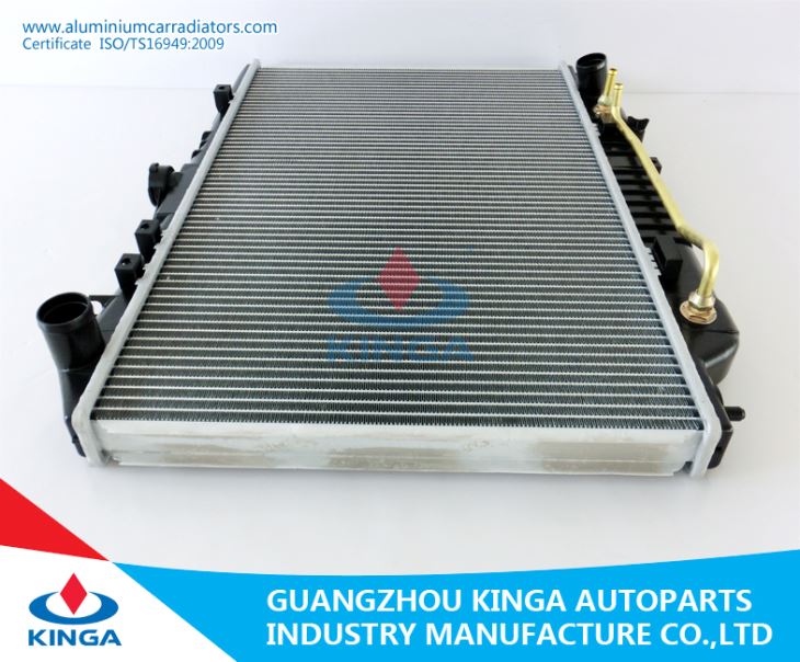 Auto Radiator With Aluminum Core Plastic Tank Dpi 1571 For Isuzu Jeep
